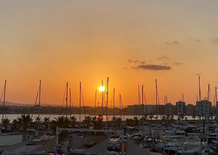 Amazing 2-Bedrooms Apartment With Pool Torrevieja Center