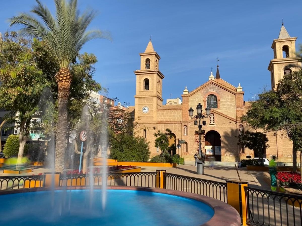 Amazing 2-bedrooms With Pool Center Appartamento *